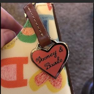 🆕NWOT Dooney & Bourke Letters Hearts & Stars Bag!